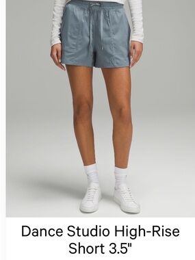lululemon athletica High-Rise Dance Studio Shorts in Slate Blue